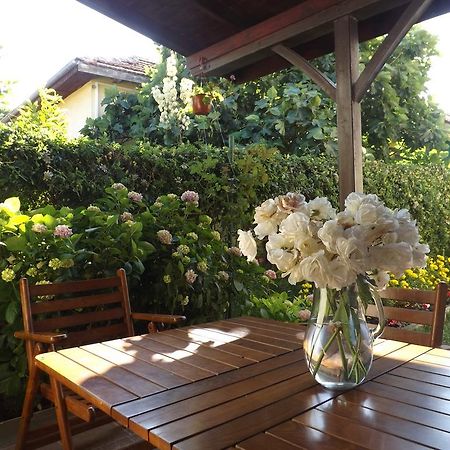 Guest House Hiora Ahtopol Ngoại thất bức ảnh