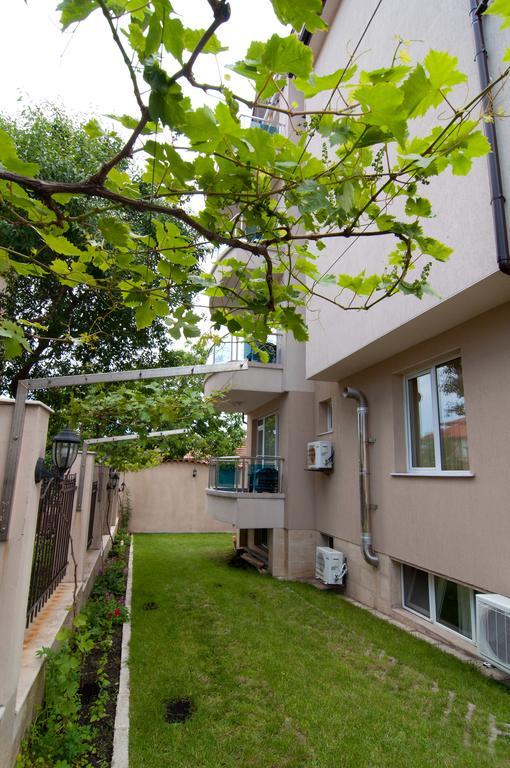 Guest House Hiora Ahtopol Ngoại thất bức ảnh